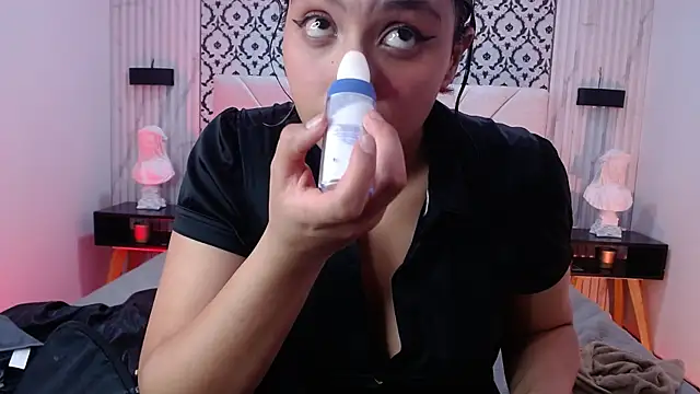 Snapshot of Melody_Brm chatting on July 7, 2026, 7:34 am Melody Brm online show from July 7, 2026, 7:34 am
