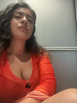 Aylin Sugar online show from July 8, 2026, 2:10 pm