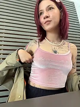 LillyBae online show from July 8, 2026, 12:09 pm