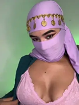 Aisha-Zayed online show from July 7, 2026, 3:38 pm