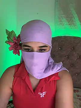 Aisha-Zayed online show from July 15, 2026, 10:37 pm