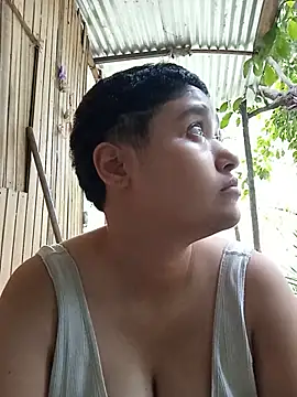Snapshot of gordisboy chatting on July 3, 2026, 6:14 pm gordisboy online show from July 3, 2026, 6:14 pm
