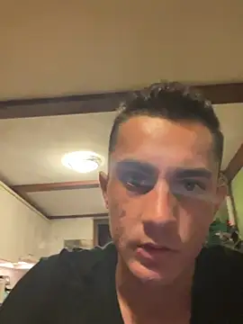 AlexitoTrendy22 online show from July 8, 2026, 11:53 pm