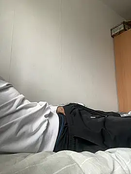 Snapshot of Masimoo10 chatting on July 9, 2026, 1:37 pm Masimoo10 online show from July 9, 2026, 1:37 pm