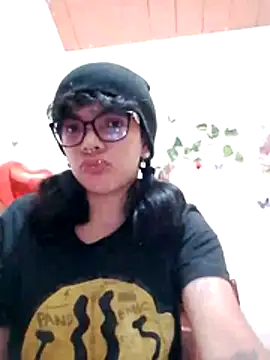 Snapshot of MacG21_ chatting on July 10, 2026, 3:03 pm MacG21 online show from July 10, 2026, 3:03 pm