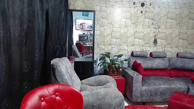 Almaluna online show from July 7, 2026, 3:05 pm