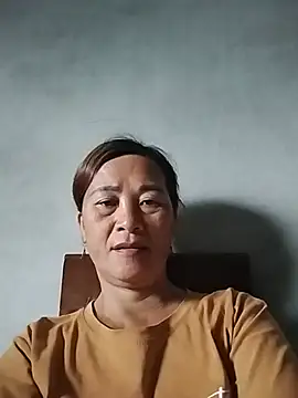 Snapshot of Kee_pys chatting on July 18, 2026, 11:52 pm Kee pys online show from July 18, 2026, 11:52 pm