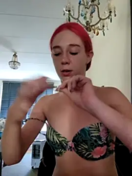 Kastella x online show from July 13, 2026, 3:48 pm