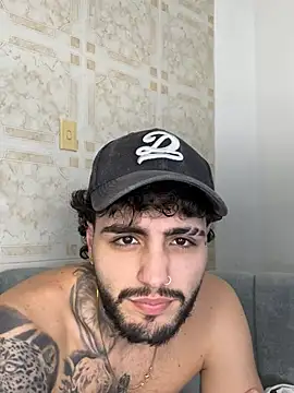 Snapshot of pablo_veelez chatting on July 13, 2026, 2:31 pm pablo veelez online show from July 13, 2026, 2:31 pm
