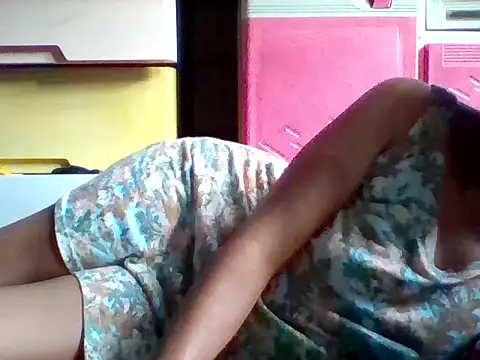Snapshot of pinay4u69 chatting on July 22, 2026, 5:54 am pinay4u69 online show from July 22, 2026, 5:54 am