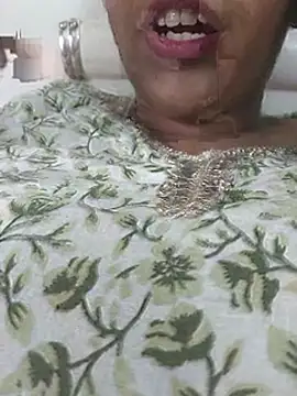 sharmilasingh89 online show from July 14, 2026, 7:35 am