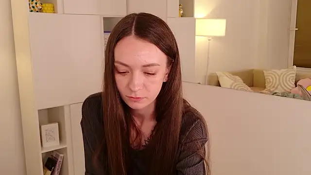 Lysandra Loren online show from July 15, 2026, 2:22 pm