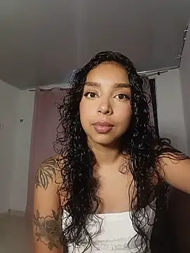 Molly00  online show from July 9, 2026, 10:36 pm