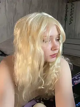 Snapshot of pocet_barbie chatting on July 9, 2026, 7:01 am pocet barbie online show from July 9, 2026, 7:01 am