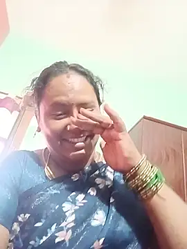 Snapshot of tamilrosegold chatting on July 11, 2026, 11:13 am tamilrosegold online show from July 11, 2026, 11:13 am