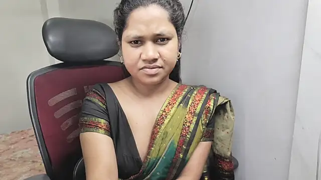 Snapshot of Sonia_bano87 chatting on July 9, 2026, 7:18 pm Sonia bano87 online show from July 9, 2026, 7:18 pm