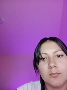 mia nixx online show from July 14, 2026, 9:58 am