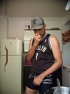 Snapshot of safadaoBOY chatting on July 13, 2026, 2:20 pm safadaoBOY online show from July 13, 2026, 2:20 pm