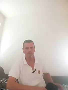 Mitchellhro80 online show from July 17, 2026, 3:07 pm