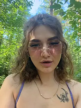 AlexandriaUrquhart online show from July 14, 2026, 10:21 am