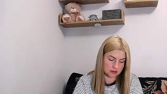 alisenties online show from July 10, 2026, 2:41 pm