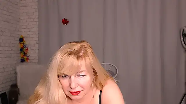 Snapshot of Samantha_Si chatting on December 29, 2024, 12:55 pm Samantha Si online show from December 29, 2024, 12:55 pm