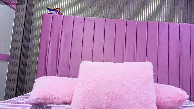 Sofia Messy- online show from July 17, 2026, 4:08 am