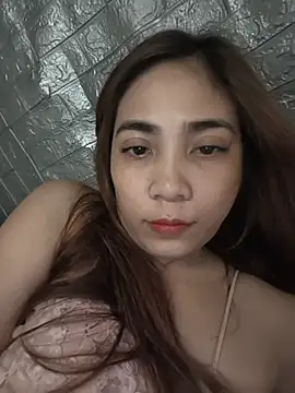Snapshot of HaNa_79 chatting on July 17, 2026, 2:45 pm HaNa 79 online show from July 17, 2026, 2:45 pm
