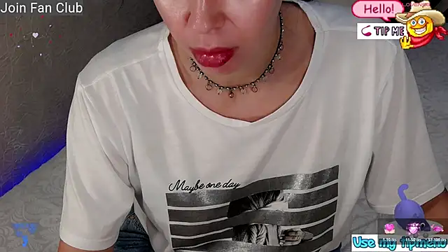 Snapshot of InnocentDevil_ chatting on July 18, 2026, 10:08 am InnocentDevil online show from July 18, 2026, 10:08 am