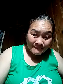 Snapshot of Hot-wet chatting on July 20, 2026, 2:52 pm Hot-wet online show from July 20, 2026, 2:52 pm