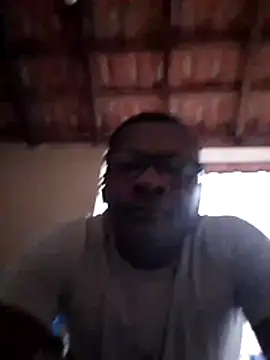Snapshot of mineirinho45 chatting on July 19, 2026, 8:01 pm mineirinho45 online show from July 19, 2026, 8:01 pm