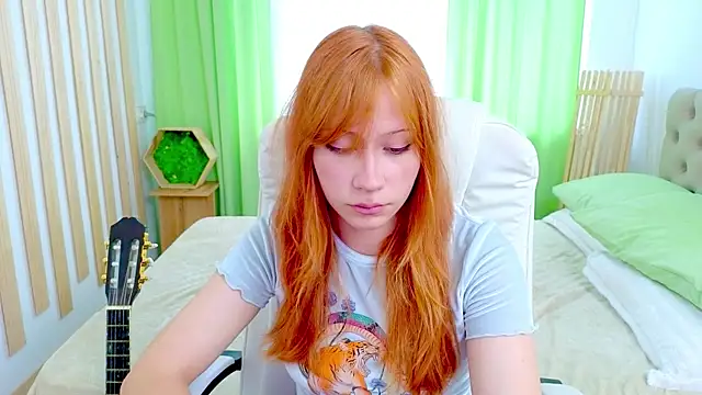 Fleur  Fox online show from July 27, 2026, 8:54 am
