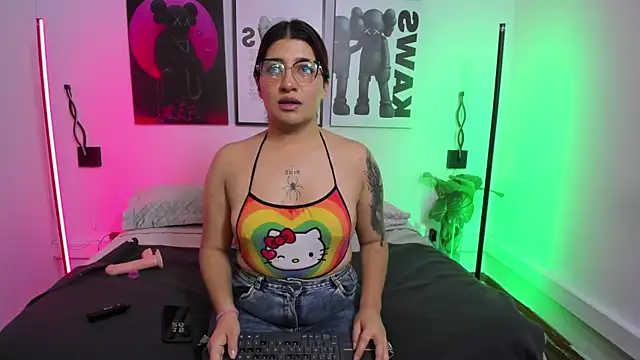 Annie Rusel online show from July 27, 2026, 8:27 pm