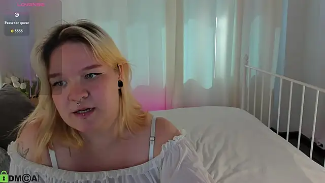 Alice Suun online show from July 27, 2026, 9:38 am