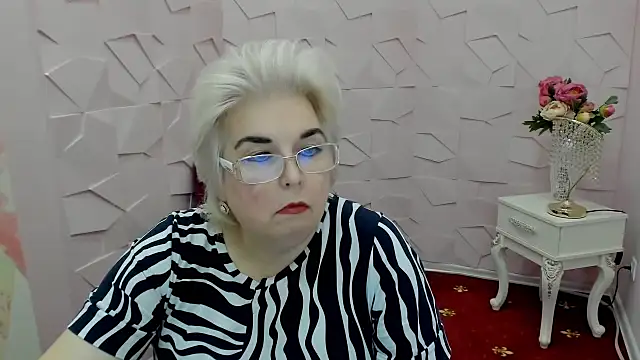 Monica sly online show from July 27, 2026, 8:21 am