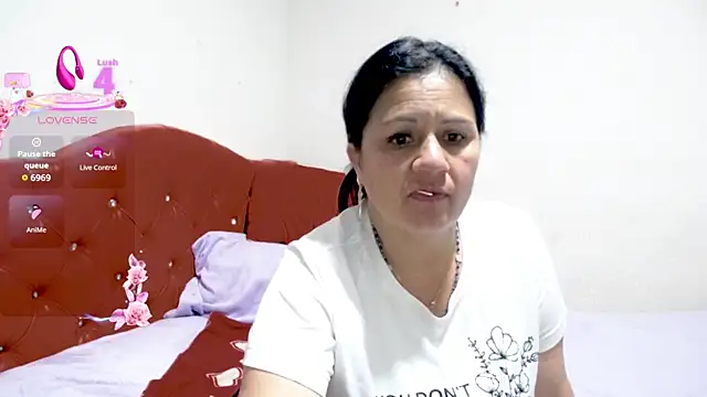 sexy jhoan88 online show from February 24, 2026, 11:36 pm