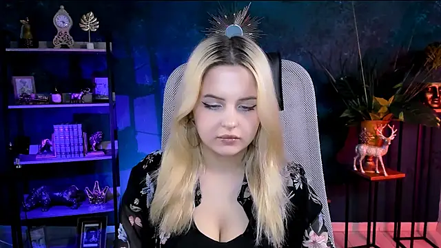 AliceSilvia  online show from July 27, 2026, 1:07 pm