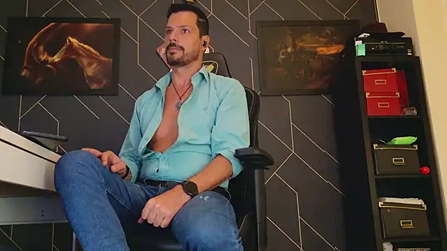 ChrisKox online show from March 18, 2025, 8:03 am