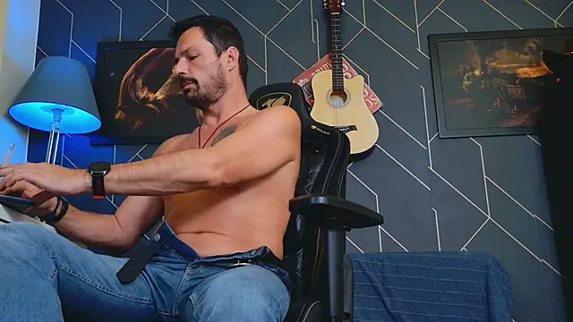 ChrisKox online show from September 20, 2025, 6:42 pm