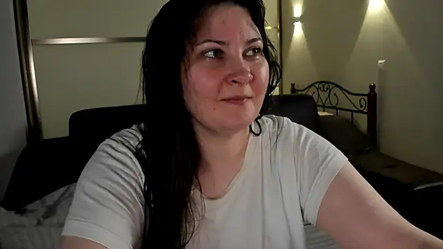 Snapshot of MarySwon chatting on February 28, 2025, 9:01 pm MarySwon online show from February 28, 2025, 9:01 pm