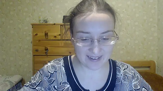 Smart Rose online show from February 13, 2025, 3:56 pm