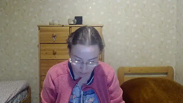 Smart Rose online show from March 13, 2025, 7:06 pm