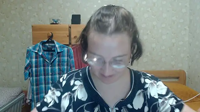 Smart Rose online show from September 10, 2025, 4:40 pm