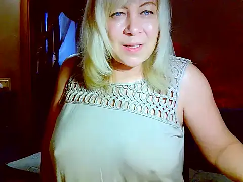 AgoniA7 online show from March 19, 2026, 4:16 am