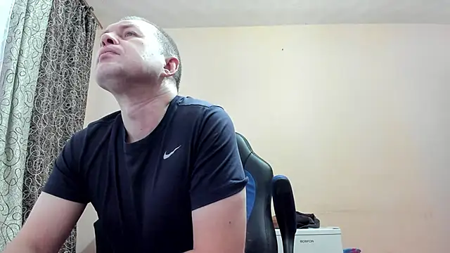 SanFrantsisko online show from December 5, 2025, 7:17 am