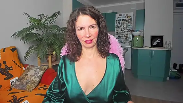 ChristinaGlory online show from March 19, 2025, 4:13 pm