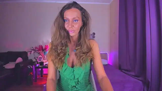 EmmaAbramson online show from January 12, 2026, 11:59 am