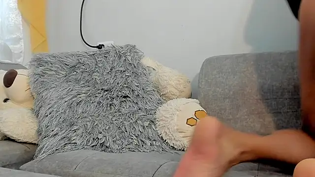 SandraGoldstein online show from December 25, 2024, 8:17 pm