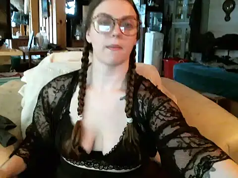 Snapshot of katie_kitten38 chatting on January 9, 2026, 2:20 pm katie kitten38 online show from January 9, 2026, 2:20 pm