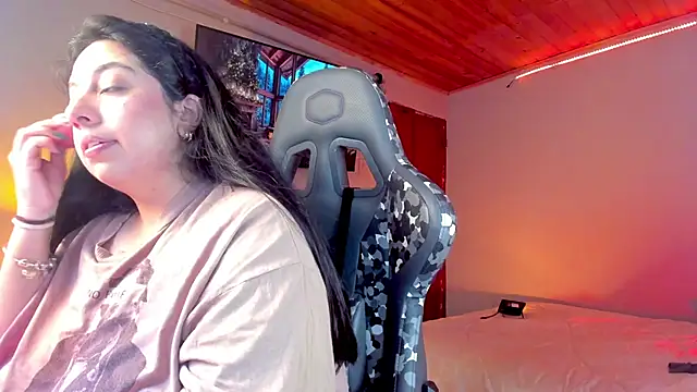 coraline latin online show from January 3, 2025, 9:47 pm